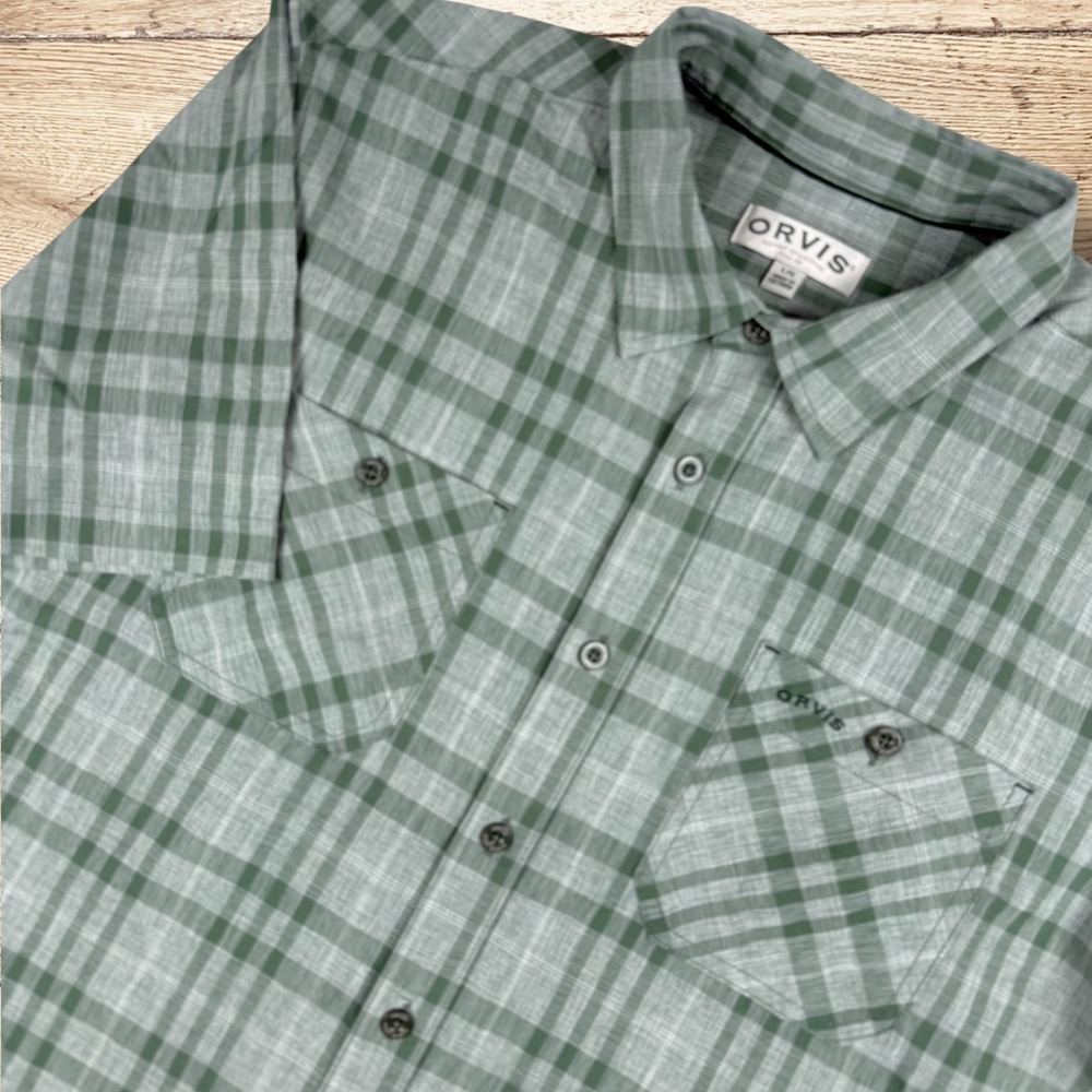 ORVIS Mens Classic Collection Short Sleeve Button Tech Shirt Size L Green‎ Plaid